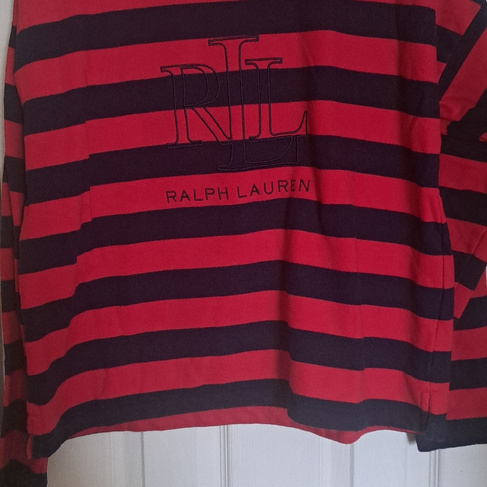 Crew neck